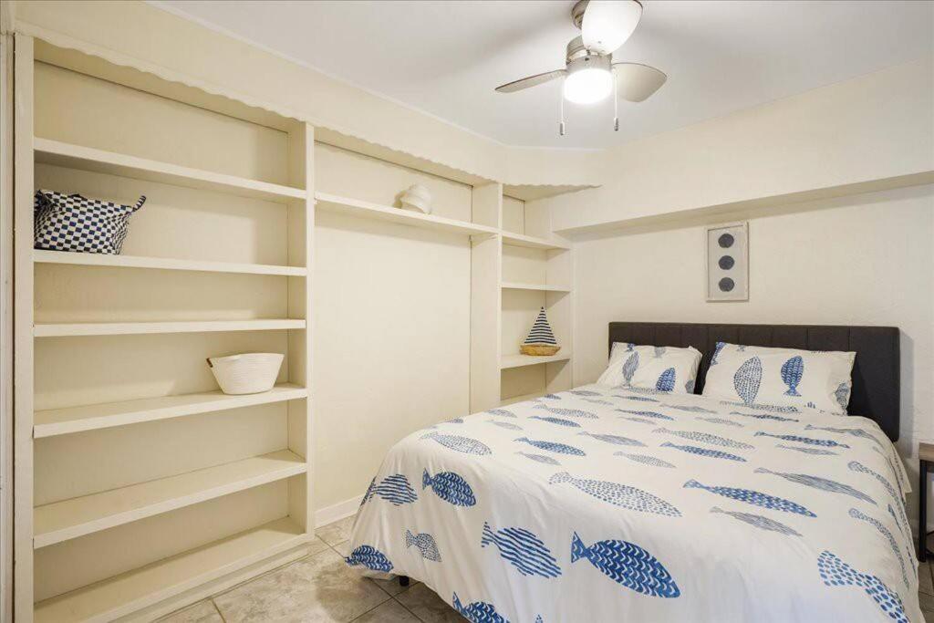 5 Minutes Walk To 4br/2baths Holiday home
